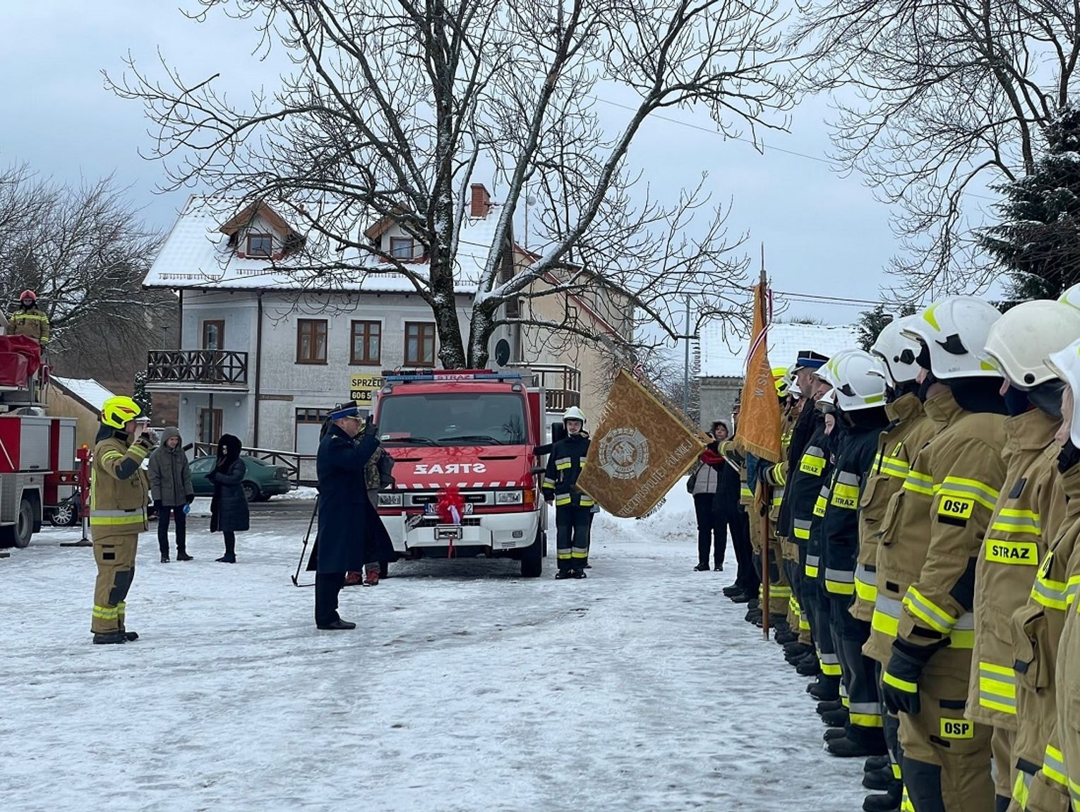 Nowy Samoch D Dla Stra Ak W Ochotnik W Z Zastawna