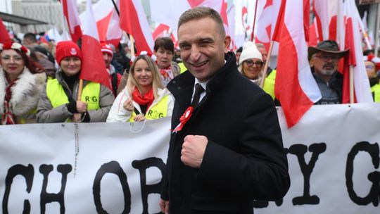 Bąkiewicz skazany. Pozwała go aktywistka z Elbląga