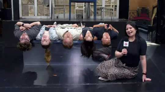 Finał sezonu „Sceny przy stoliku”. Teatr w Elblągu zaprasza na „Opowieści o zwyczajnym szaleństwie”