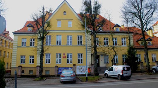 Nowe oferty pracy w Elblągu: rekrutacje w wielu branżach i staże