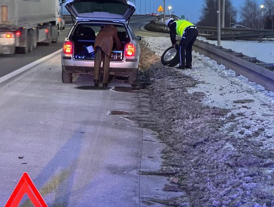 -15°C i awaria na S7. Drogówka w Elblągu w akcji