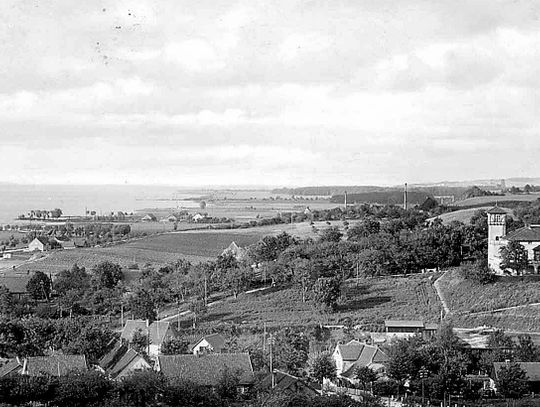 19 czerwca 1965  uroczyście oddano do użytku kąpieliska w Suchaczu