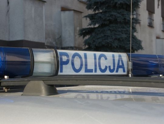 19-latka bez płacenia wyjechała ze sklepu wózkiem wypełnionym alkoholem i kosmetykami 19-latka bez płacenia wyjechała ze sklepu wózkiem wypełnionym alkoholem i kosmetykami