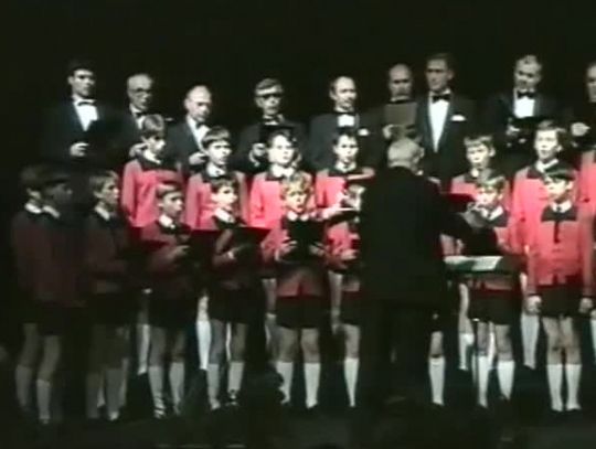 1994 czerwiec. Koncert chóru pod dyrekcją prof. Stefana Stuligrosza