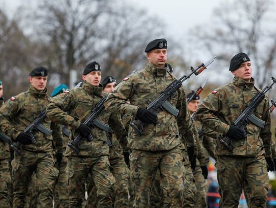 200 tysięcy osób dostanie wezwanie do wojska