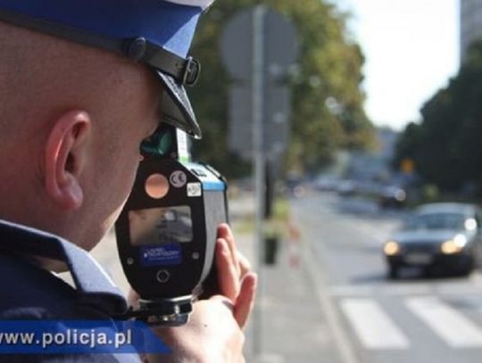 22-latek stracił prawo jazdy. Policjanci z Elbląga ostrzegają przed brawurą na drodze 