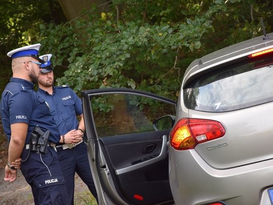 23-latek zatrzymany w Pasłęku. Miał narkotyki i zakaz prowadzenia pojazdów