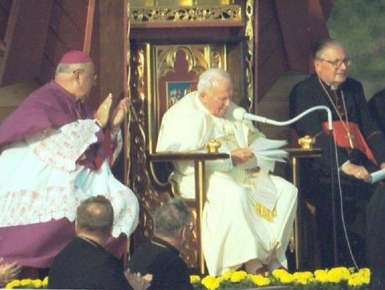 250 tysięcy wiernych na spotkaniu z papieżem w Elblągu [NAGRANIE WIDEO]