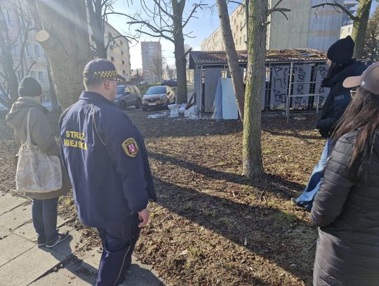 44 „brudne” miejsca ujawnione! Straż miejska w Elblągu ostrzega: wrócimy za 2 tygodnie