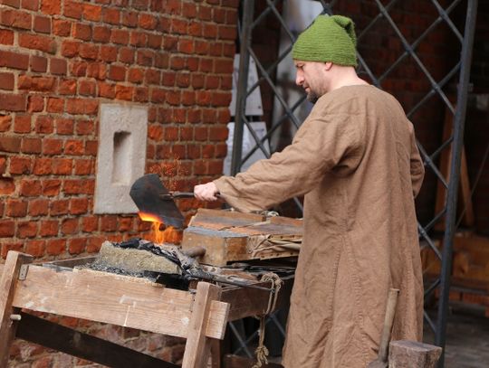 501. rocznica obrony Elbląga przed Krzyżakami. Pokaz na Starym Mieście