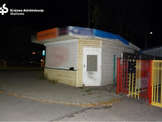 Automaty, środki odurzające i poszukiwany. Akcja KAS w Elblągu