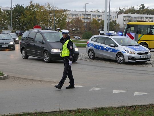Bezpieczni w ruchu drogowym w Elblągu. Wypełnij ankietę Bezpieczni w ruchu drogowym w Elblągu. Wypełnij ankietę