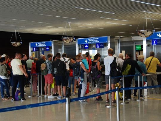 Bezproblemowy wyjazd na wakacje, czyli o czym warto wiedzieć?