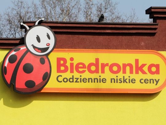Biedronka nie obsłuży klienta bez maseczki? Znamy stanowisko sklepu.