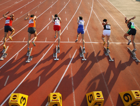 Biegaj, skacz i rzucaj. Startują czwartki z lekkoatletyką Biegaj, skacz i rzucaj. Startują czwartki z lekkoatletyką