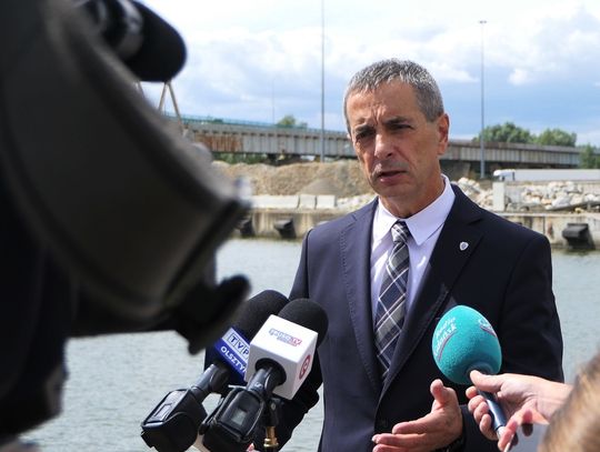 Senator do Krasulskiego: "Elbląg to nie hipermarket"