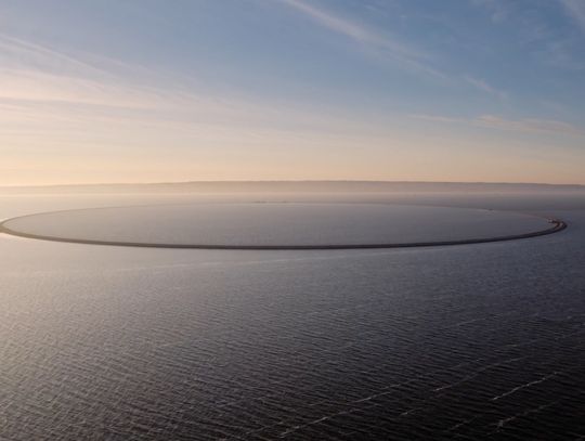 Budowa sztucznej wyspy na Zalewie Wiślanym [WIDEO]