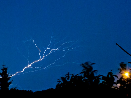 Burze z gradem. Synoptycy wydali dla Elbląga i okolic 2 stopień ostrzeżenia!
