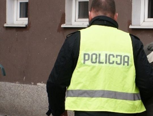 Był pijany i zgubił telefon. Dla policji stworzył inną historię