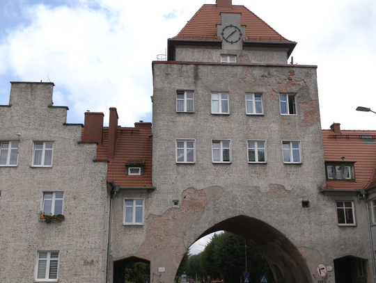 Co dalej z zabytkową bramą przy ul. Pionierskiej? [VIDEO]