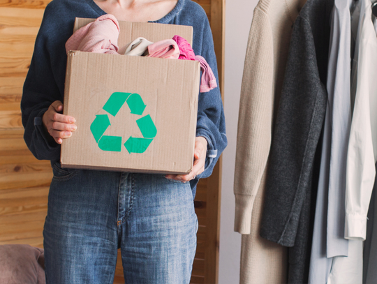 Co zrobić z używaną odzieżą? Od stycznia zmiany