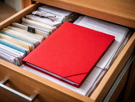 Czerwona teczka. To spokój dla naszych bliskich w nagłej sytuacji Czerwona teczka. To spokój dla naszych bliskich w nagłej sytuacji
