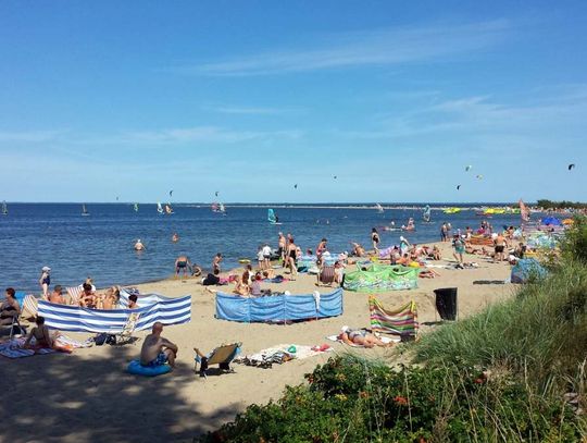 Czy jest bat na parawany? Może po tragedii na plaży w końcu posypią się kary? [materiał wideo]