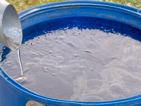 Czy zbiornik na deszczówkę trzeba opróżniać na zimę?