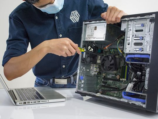 Czym się kierować wybierając procesor do komputera? Wskazówki