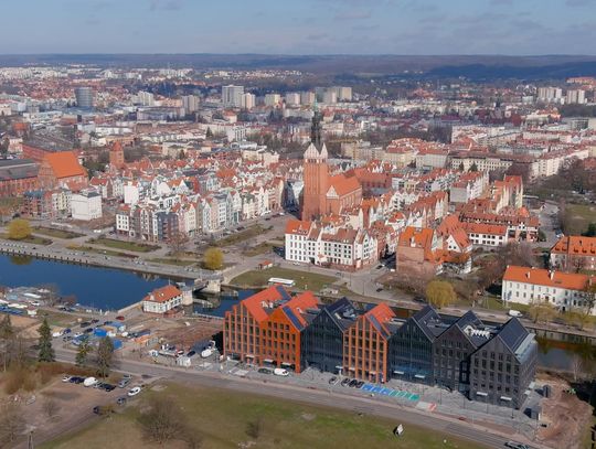 Dane z dostaw na widelcu — wyciek z serwisu do zamawiania jedzenia w Elblągu