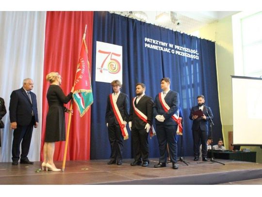 Dostojna Jubilatka imieniem Sybiraków