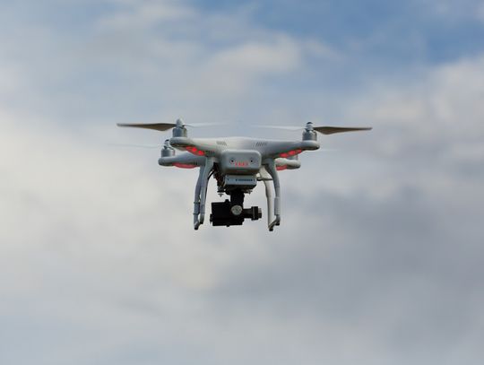 Dron poluje w Elblągu, sypią się mandaty!