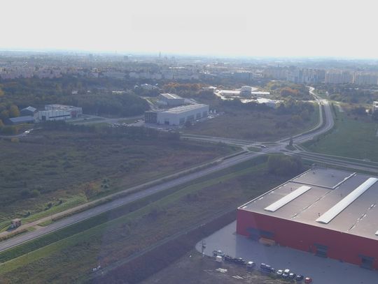 Działki na Modrzewinie z nową drogą