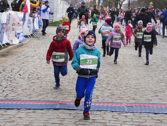 Dzieci pobiegły dla Niepodległej. Zobacz zdjęcia