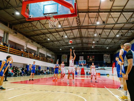 Elbasket będzie skakał z Kangurami