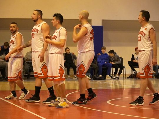 Elbasket kontra Kolejarz