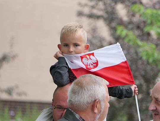Elbląg o 17.00 się zatrzymał [ZDJĘCIA]