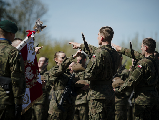 Elbląg: Planujesz nie stawić się na komisję wojskową? Nie szkodzi, zaprowadzą Cię mundurowi