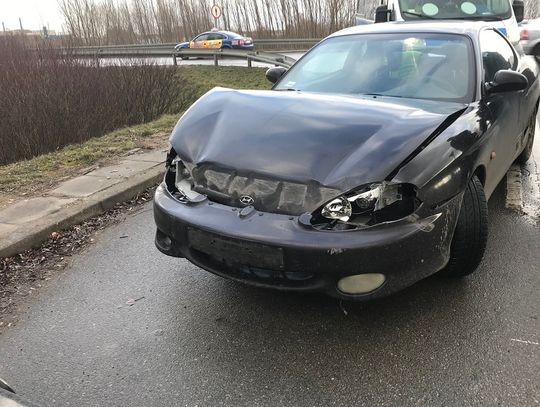 Elbląg: Zderzenie Hyundaia z VW na skrzyżowaniu za mostem UE. Szukamy świadków!