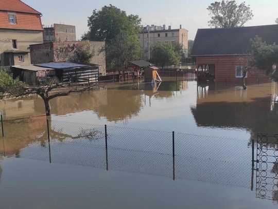 Służby z Elbląga walczą z wielką wodą na południu Polski [FOTO]