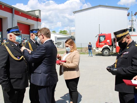 Elbląscy strażacy odznaczeni przez Prezydenta