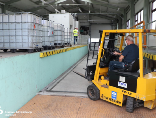 Elbląski szpital otrzymał 800 litrów spirytusu z przemytu