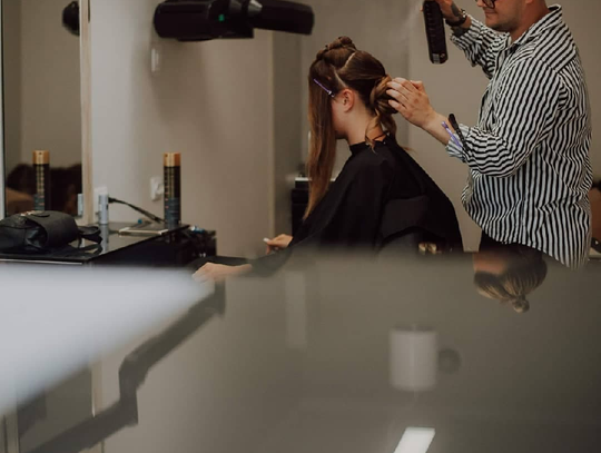 Elblążanie tęsknili za fryzjerem [ROZMOWA]