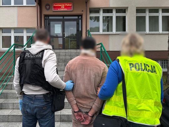 Elblążanin usłyszał 42 zarzuty. Zatrzymali go policjanci z Gdańska