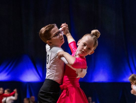 Emocje, talent i muzyka – Ogólnopolski Turniej Tańca Sportowego Jantar trwa [ZDJĘCIA]