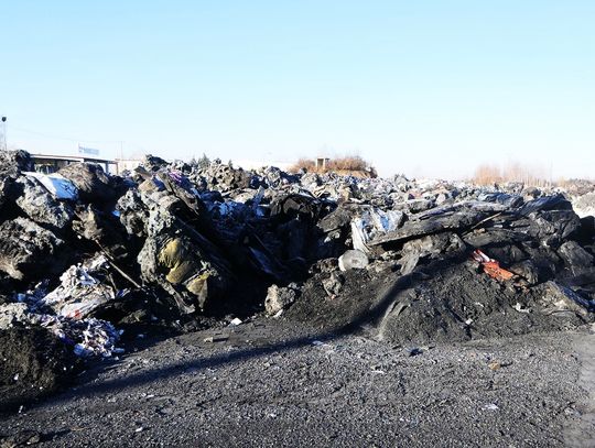 Firma sprząta po pożarze