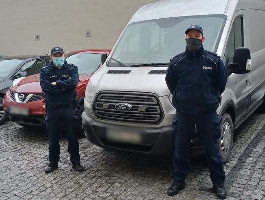 Gdańscy policjanci zatrzymali pod Elblągiem autokar, który wjechał „pod prąd”