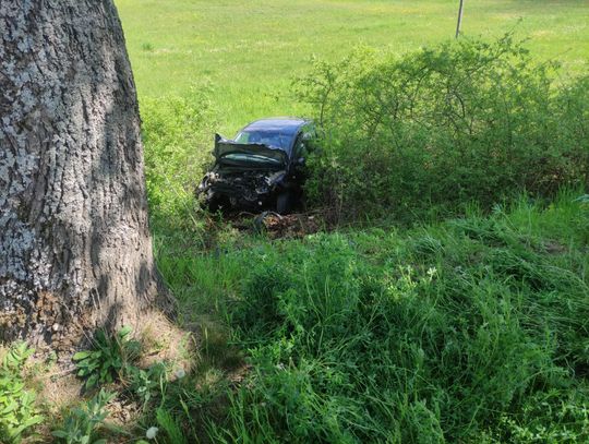 Groźny wypadek na lokalnej drodze