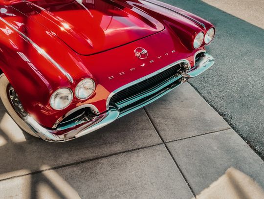 Ikona motoryzacji w zasięgu ręki — kup Chevroleta Corvette na aukcji!