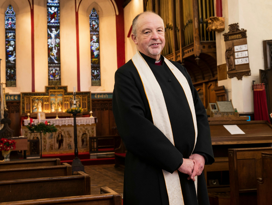 Ile powinno być w kopercie dla księdza? Wierni podali, ile do niej włożą Ile powinno być w kopercie dla księdza? Wierni podali, ile do niej włożą